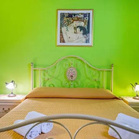 Hills House * チェファル