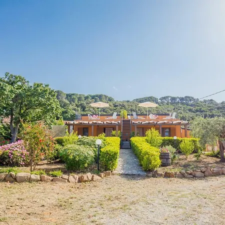 Holiday home Hills House
