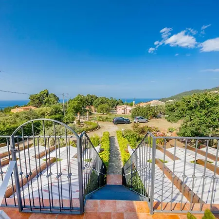 Hills House Cefalu