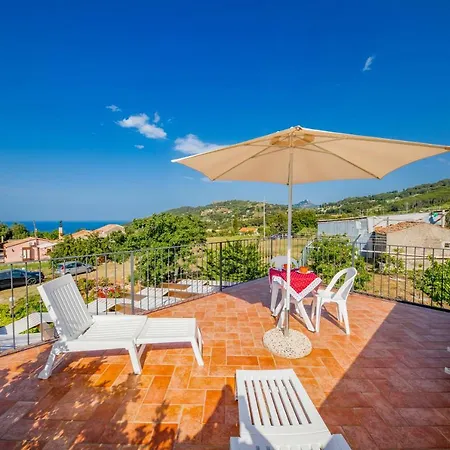 Hills House * Cefalu